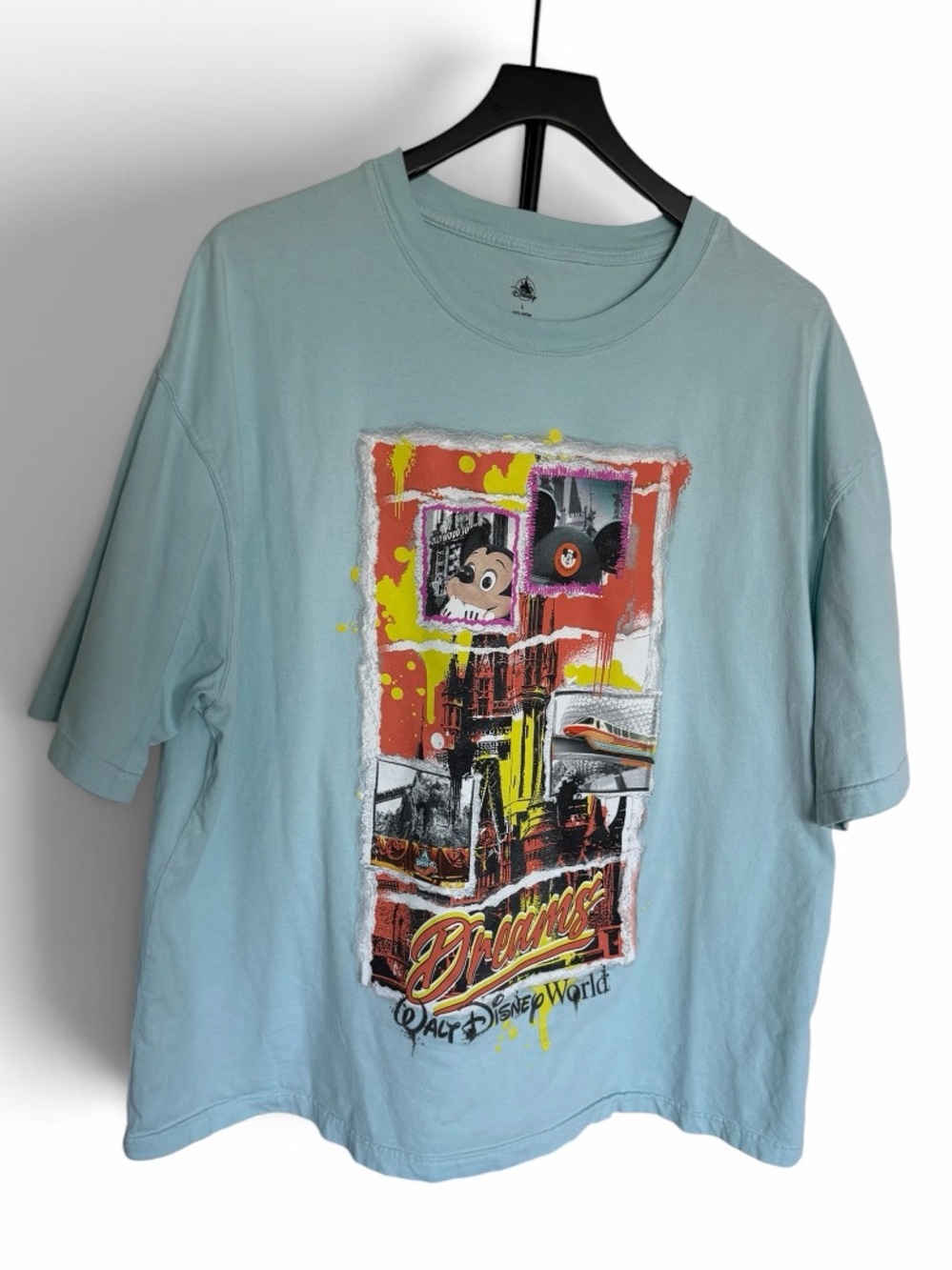 Disney Parks Light Blue Short-Sleeve Graphic Tee Sz. L